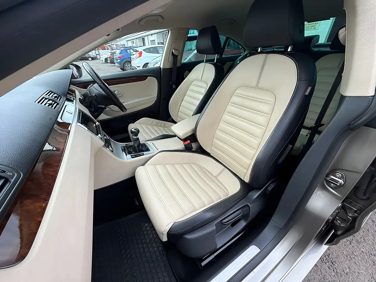 Used 2010 Volkswagen Cc Top Spec Brown - Interior and Exterior details 18