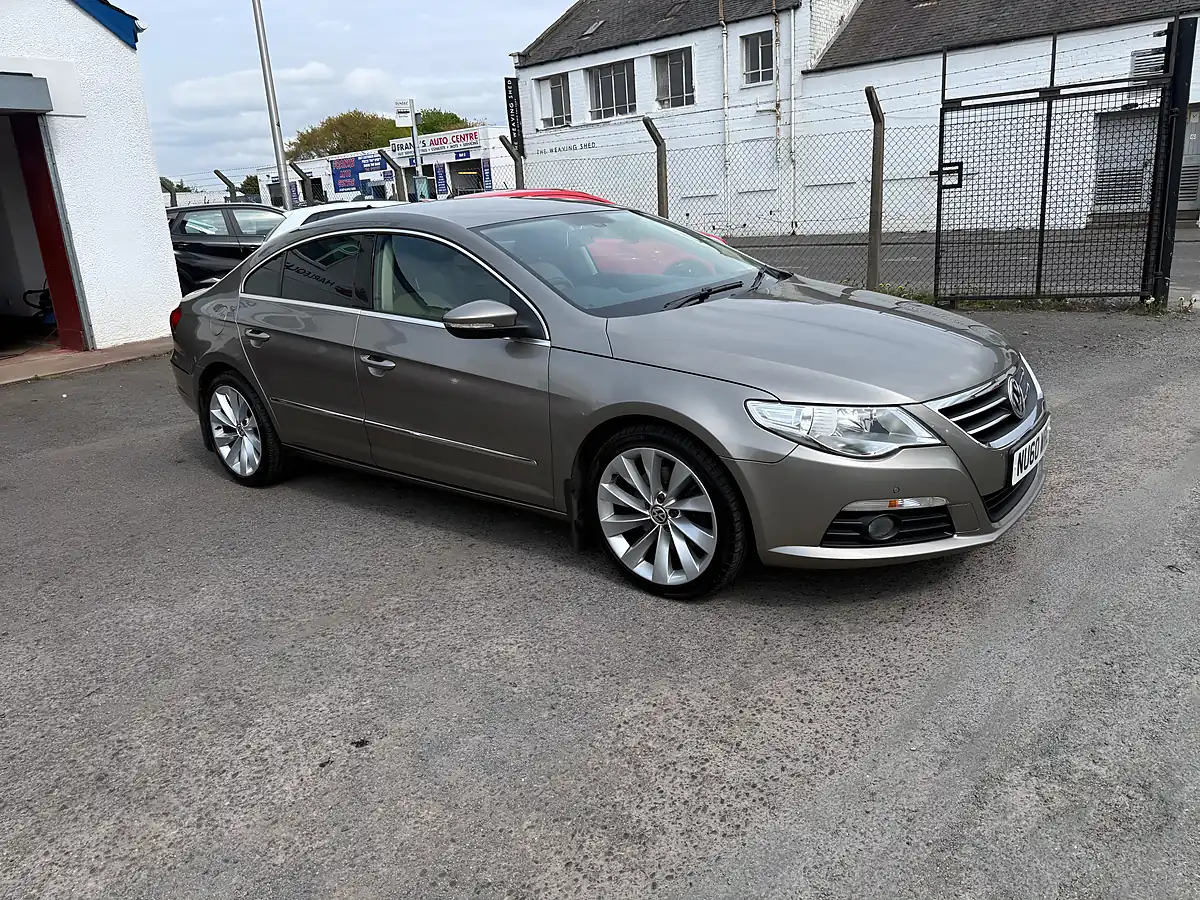 Used 2010 Volkswagen Cc Top Spec Brown - Interior and Exterior details 3