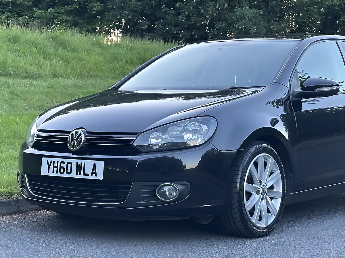 Used 2010 Volkswagen Golf GT Black - Interior and Exterior details 13