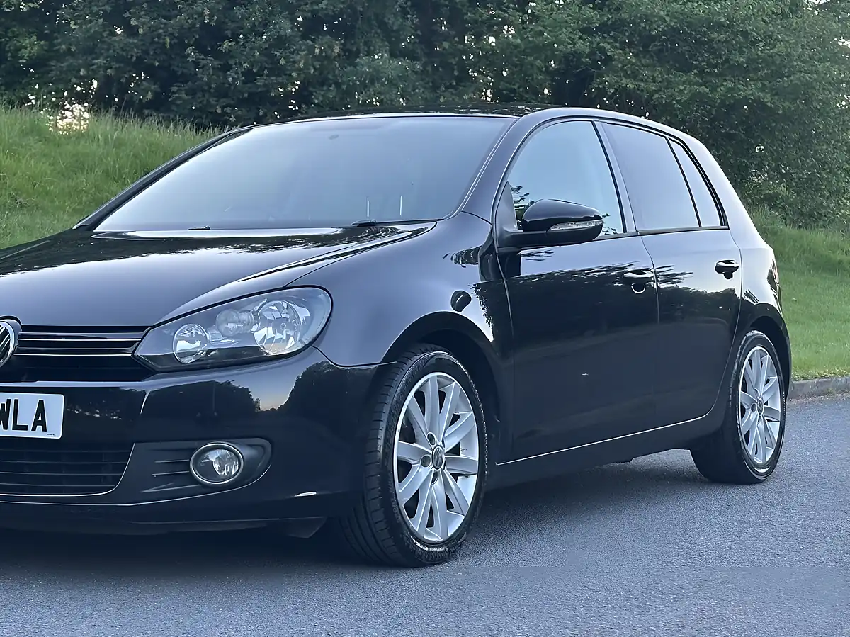 Used 2010 Volkswagen Golf GT Black - Interior and Exterior details 14
