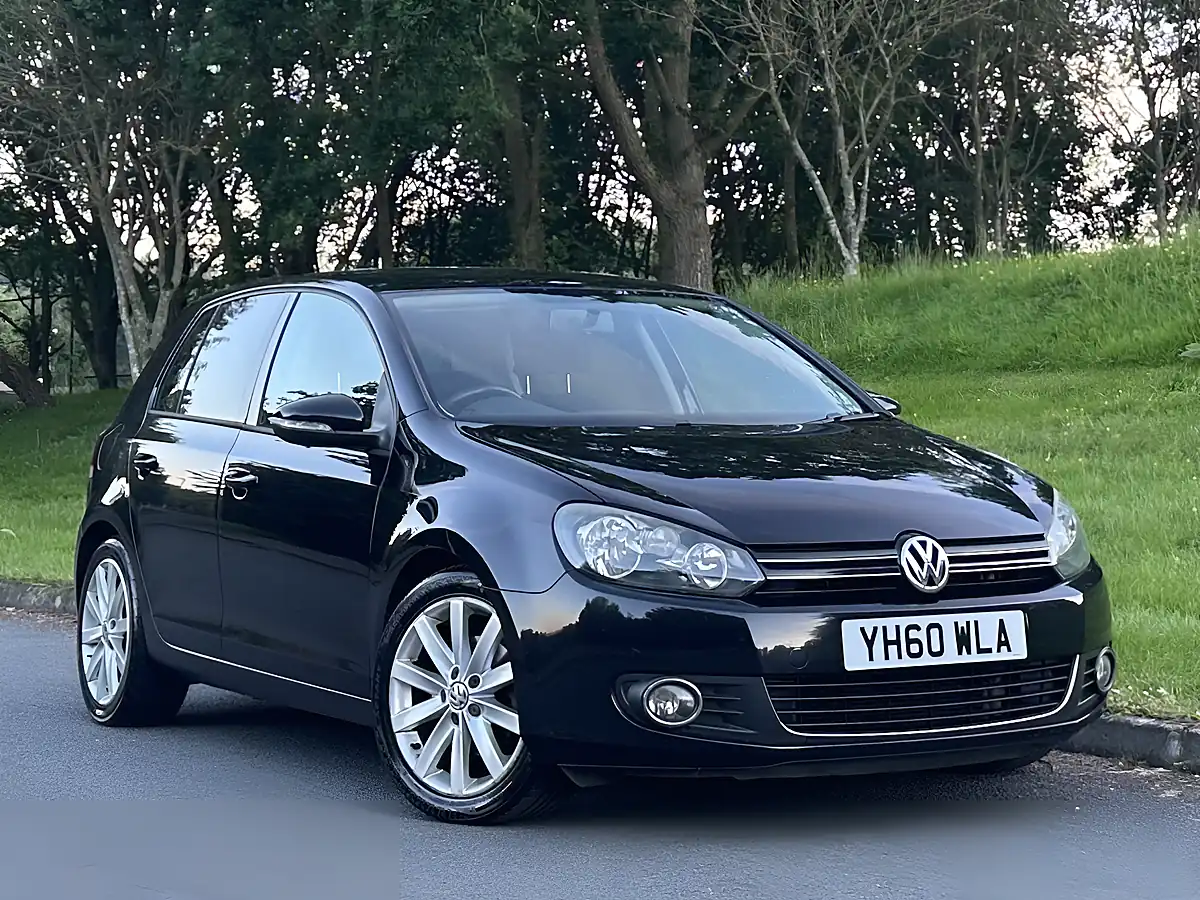 Used 2010 Volkswagen Golf GT Black - Interior and Exterior details 2