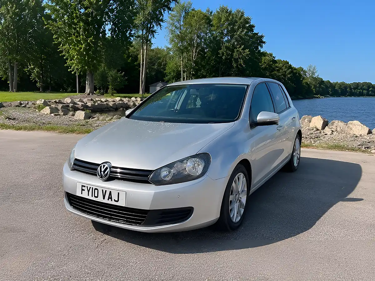 Used 2010 Volkswagen Golf GT Silver - Front View