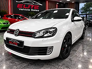 Used 2010 Volkswagen Golf GTI White - Interior and Exterior details 3