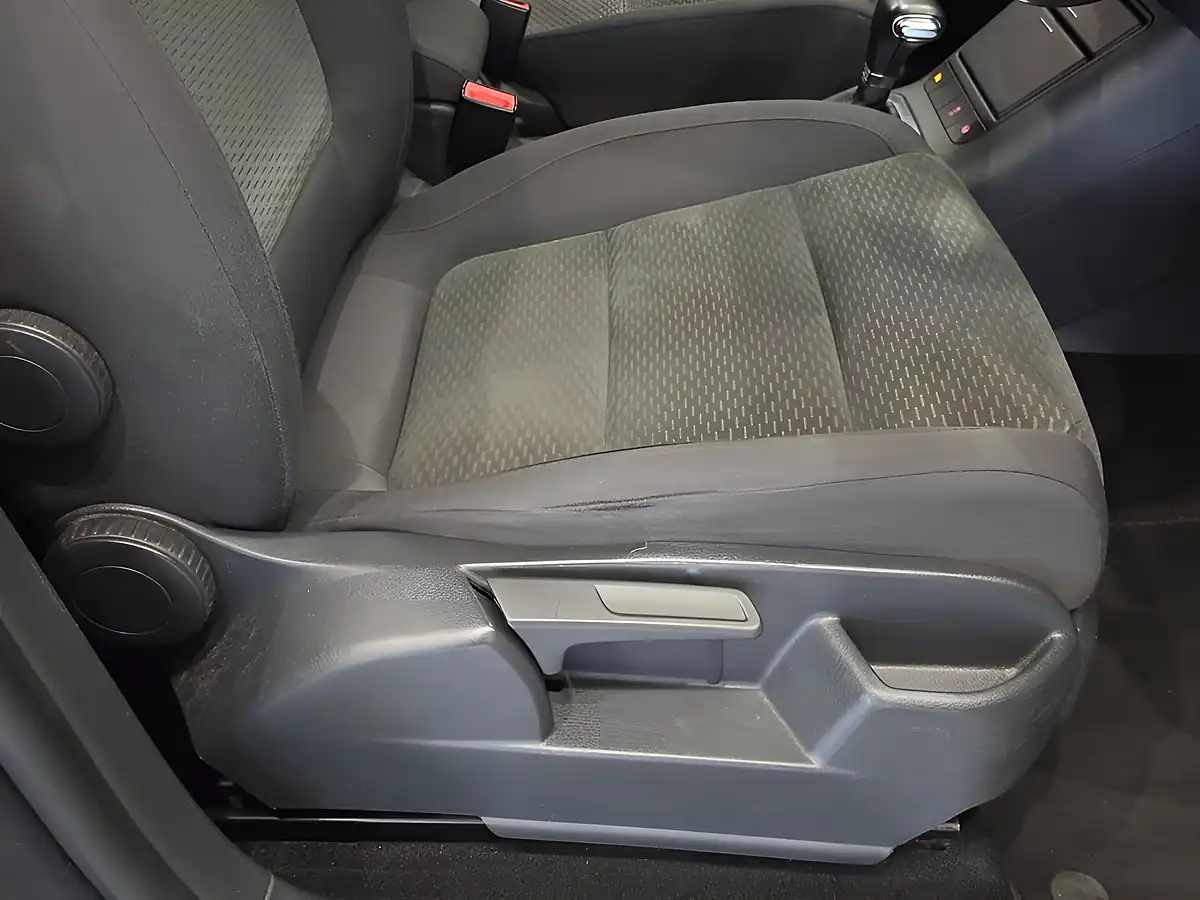 Used 2010 Volkswagen Golf Plus Se Grey - Interior and Exterior details 17