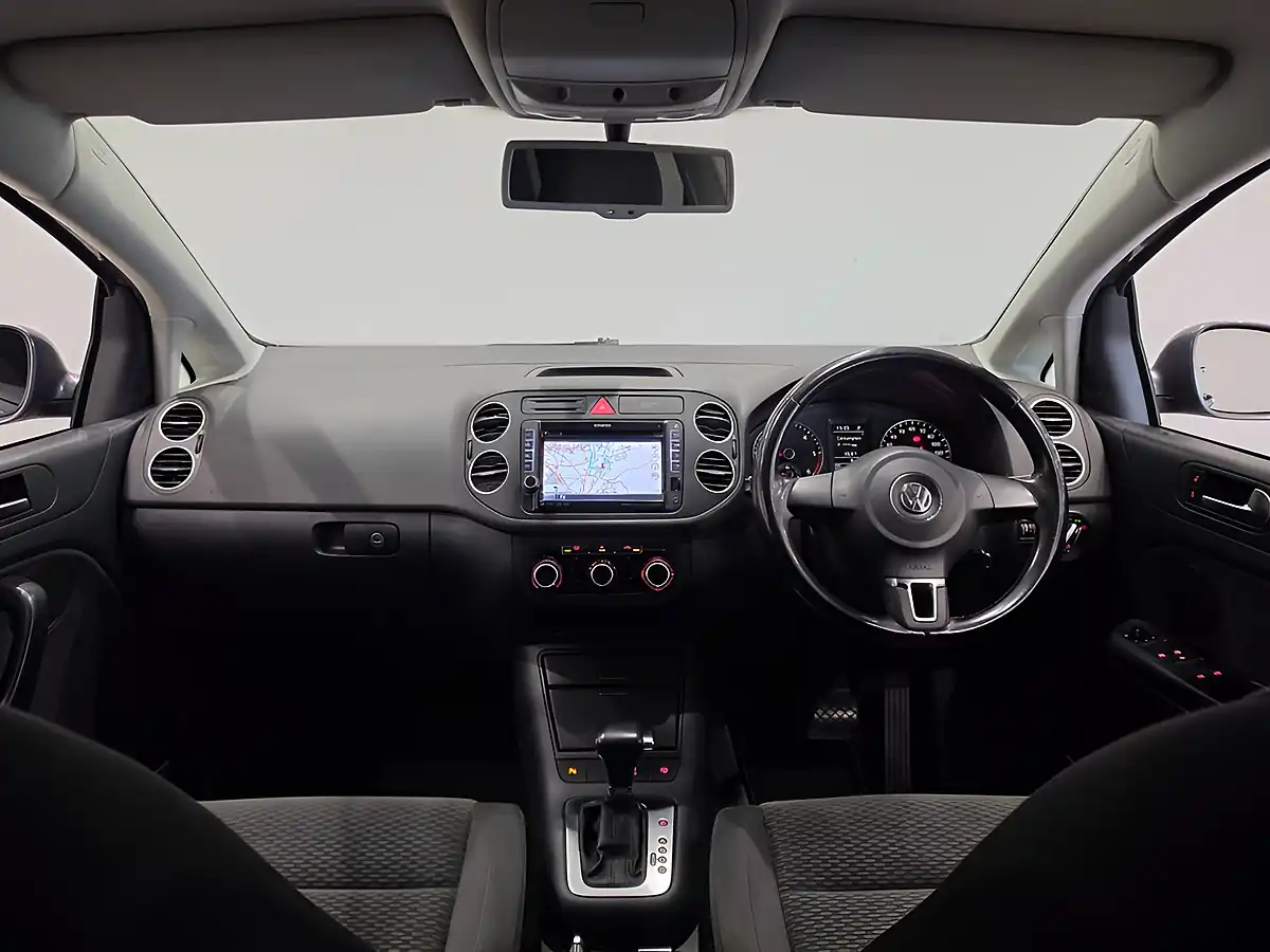 Used 2010 Volkswagen Golf Plus Se Grey - Interior and Exterior details 18