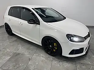 Used 2010 Volkswagen Golf R White - Interior and Exterior details 3