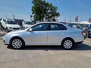 Used 2010 Volkswagen Jetta S Silver - Interior and Exterior details 6