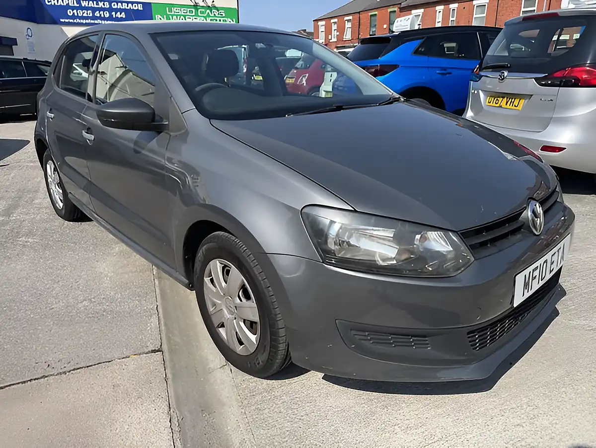 Used 2010 Volkswagen Polo S Nimbus Grey - Front View