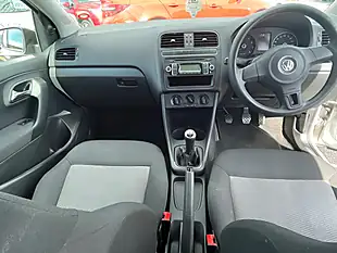 Used 2010 Volkswagen Polo S Silver - Interior and Exterior details 13