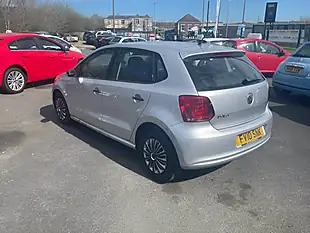 Used 2010 Volkswagen Polo S Silver - Interior and Exterior details 5