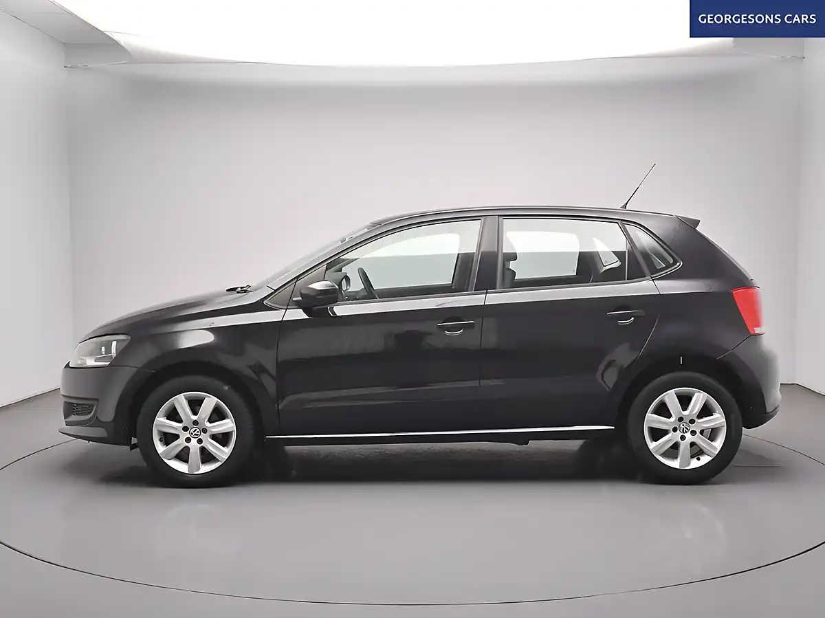 Used 2010 Volkswagen Polo Se Black - Interior and Exterior details 3