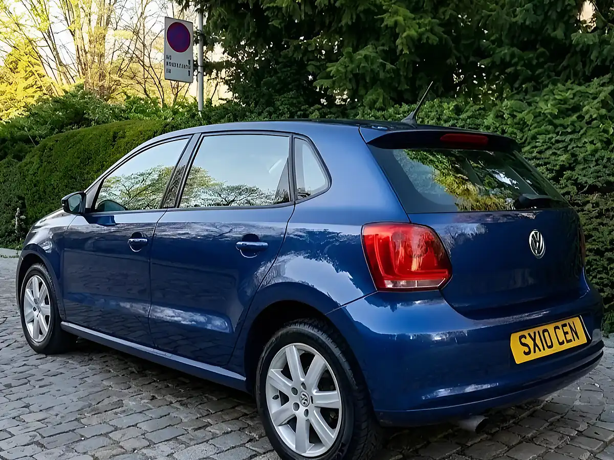Used 2010 Volkswagen Polo Se Blue - Interior and Exterior details 3