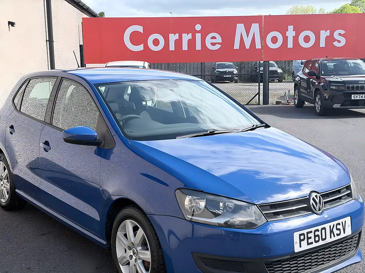 Used 2010 Volkswagen Polo Se Blue - Interior and Exterior details 11