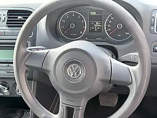 Used 2010 Volkswagen Polo Se Blue - Interior and Exterior details 18