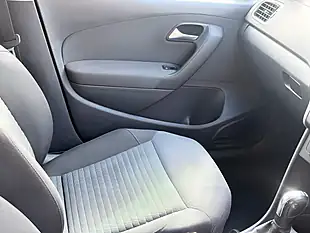 Used 2010 Volkswagen Polo Se Blue - Interior and Exterior details 19
