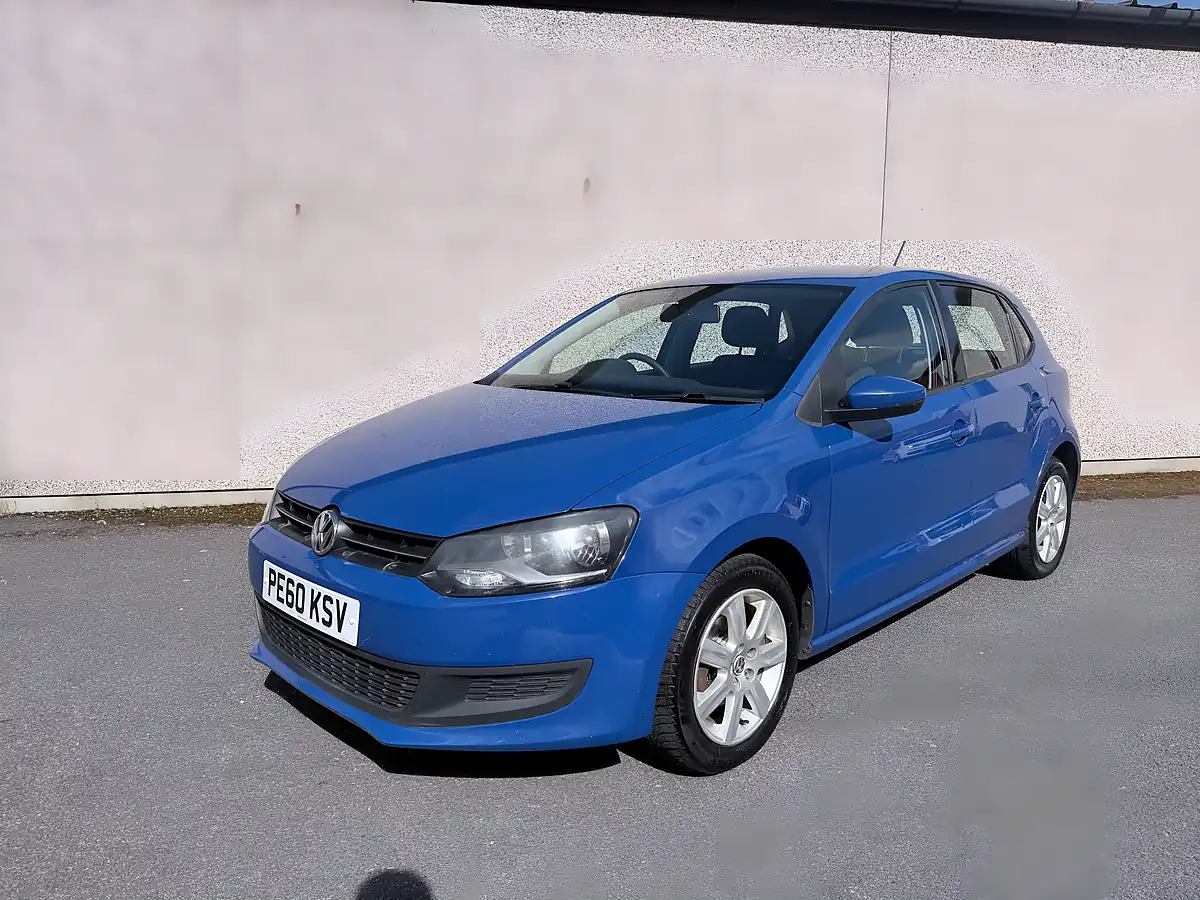 Used 2010 Volkswagen Polo Se Blue - Interior and Exterior details 3