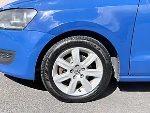 Used 2010 Volkswagen Polo Se Blue - Interior and Exterior details 4