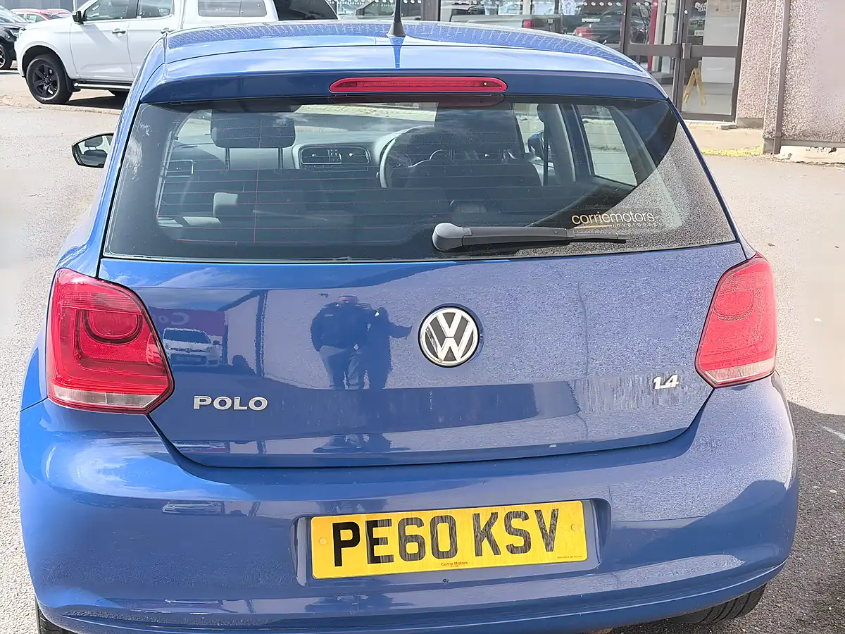 Used 2010 Volkswagen Polo Se Blue - Interior and Exterior details 7