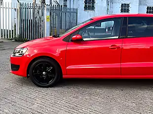 Used 2010 Volkswagen Polo Se Red - Interior and Exterior details 12