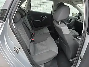 Used 2010 Volkswagen Polo Se Silver - Interior and Exterior details 15