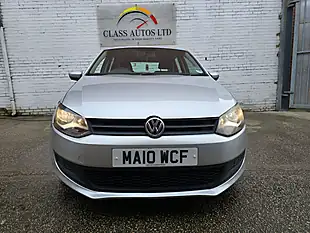 Used 2010 Volkswagen Polo Se Silver - Interior and Exterior details 2