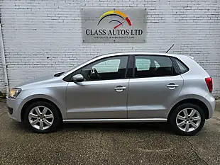 Used 2010 Volkswagen Polo Se Silver - Interior and Exterior details 8