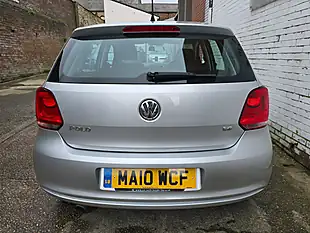 Used 2010 Volkswagen Polo Se Silver - Interior and Exterior details 9