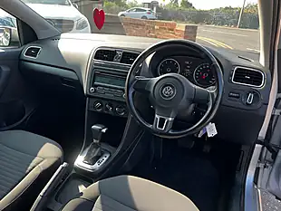 Used 2010 Volkswagen Polo Se Silver - Interior and Exterior details 10