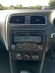 Used 2010 Volkswagen Polo Se Silver - Interior and Exterior details 12