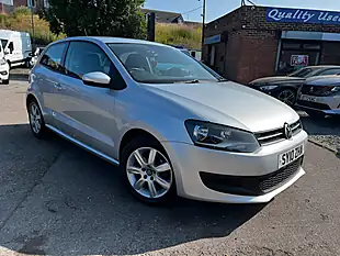 Used 2010 Volkswagen Polo Se Silver - Interior and Exterior details 2
