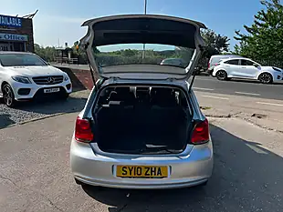 Used 2010 Volkswagen Polo Se Silver - Interior and Exterior details 7