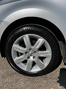 Used 2010 Volkswagen Polo Se Silver - Interior and Exterior details 8