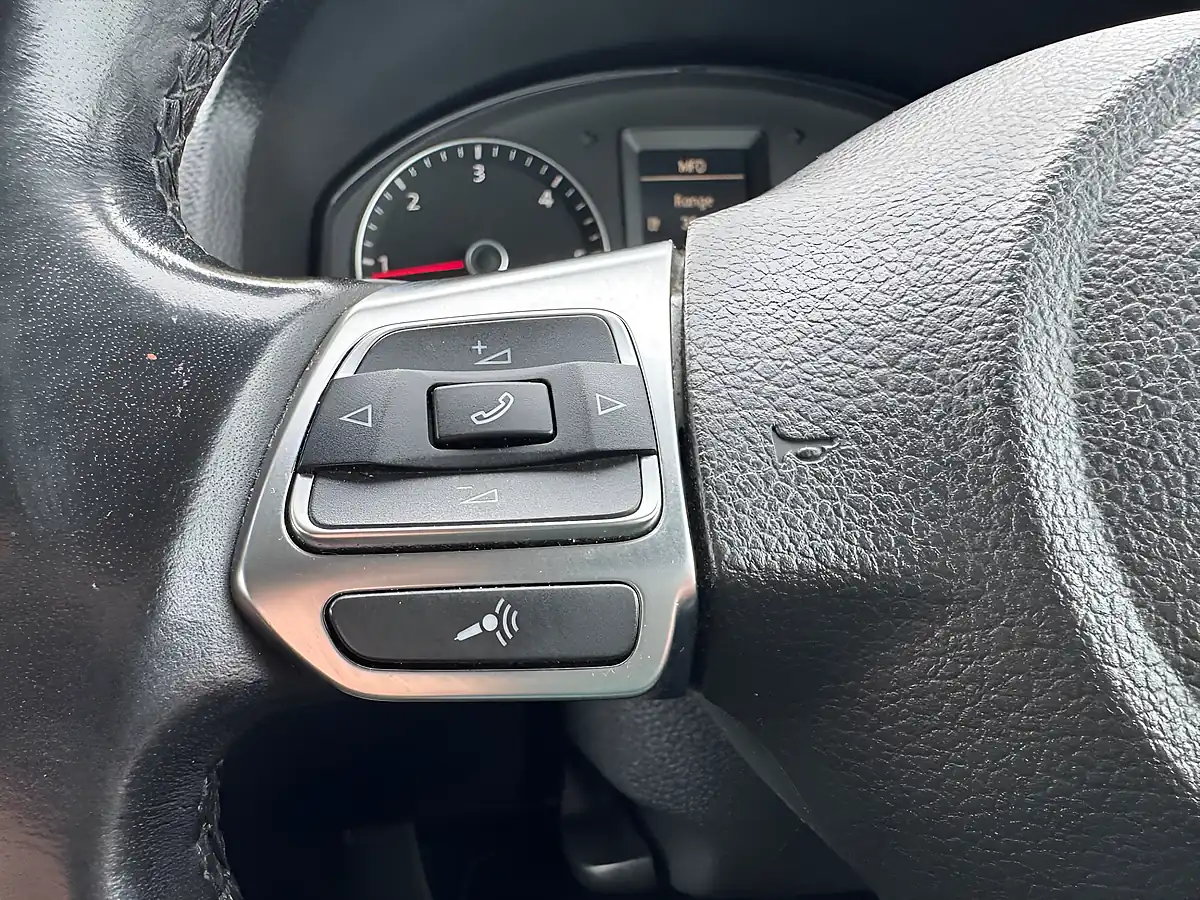 Used 2010 Volkswagen Scirocco GT Black - Interior and Exterior details 18