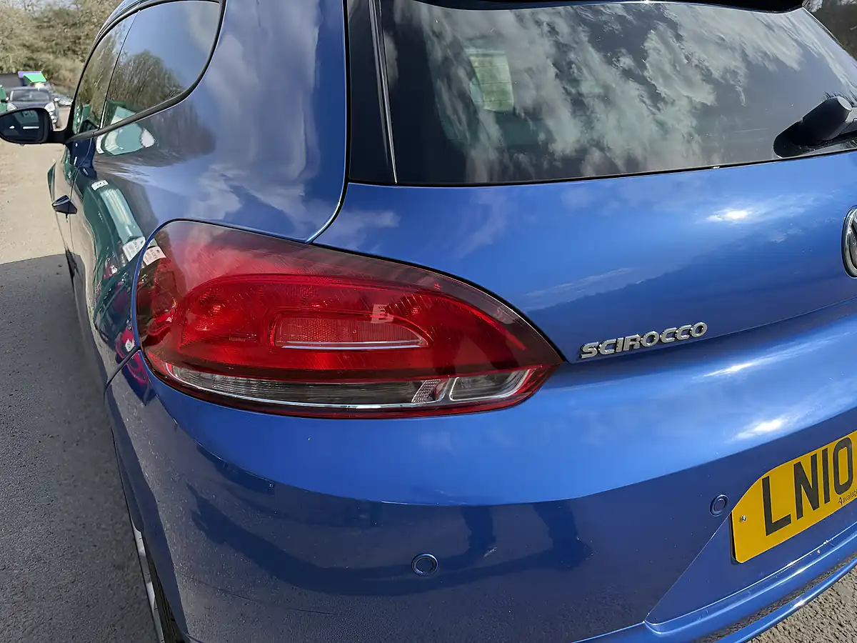 Used 2010 Volkswagen Scirocco GT Blue - Interior and Exterior details 15