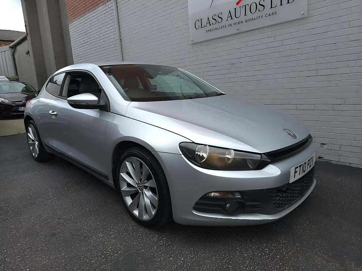 Used 2010 Volkswagen Scirocco GT Silver - Interior and Exterior details 5