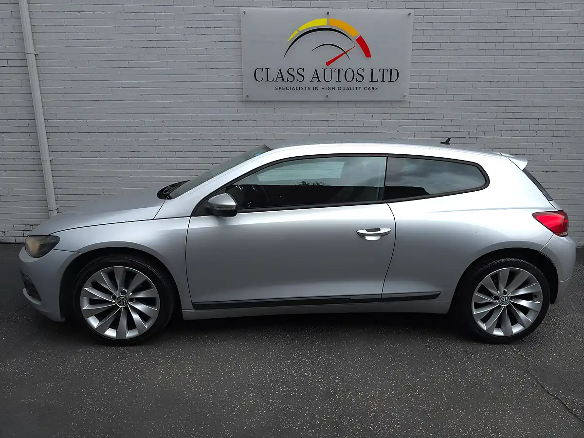 Used 2010 Volkswagen Scirocco GT Silver - Interior and Exterior details 9