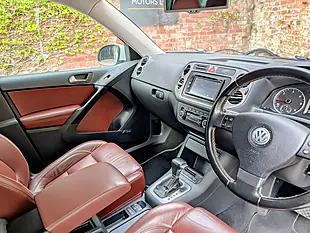 Used 2010 Volkswagen Tiguan Summit White - Interior and Exterior details 10