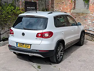 Used 2010 Volkswagen Tiguan Summit White - Interior and Exterior details 8