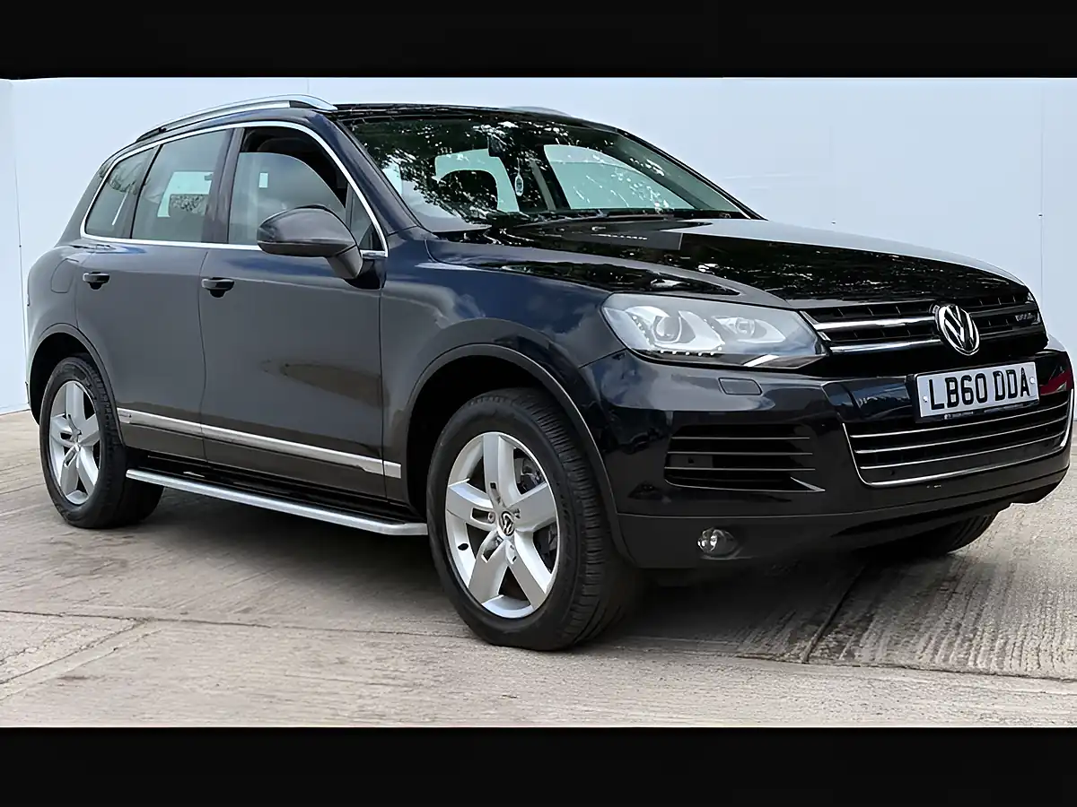 Used 2010 Volkswagen Touareg Touareg Black - Front View