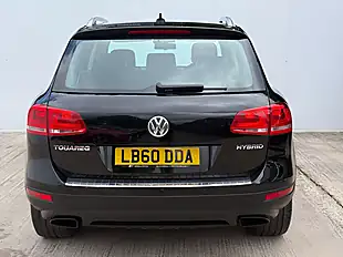 Used 2010 Volkswagen Touareg Touareg Black - Interior and Exterior details 10