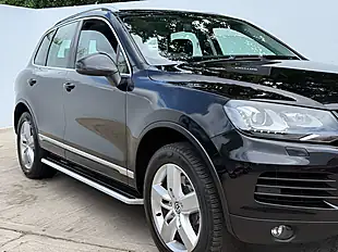 Used 2010 Volkswagen Touareg Touareg Black - Interior and Exterior details 4