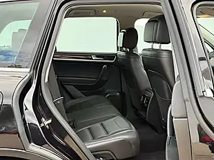 Used 2010 Volkswagen Touareg Touareg Black - Interior and Exterior details 7