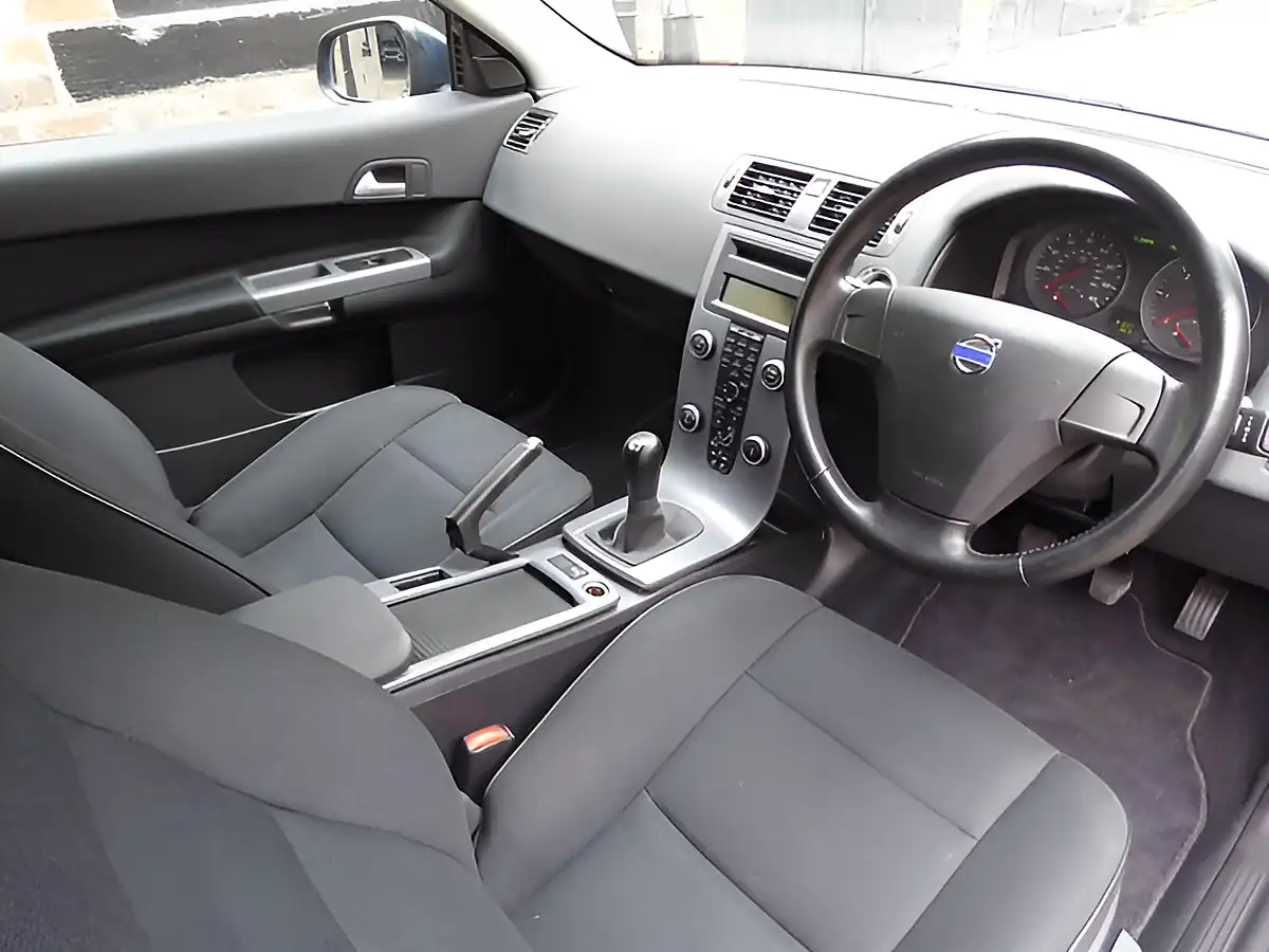 Used 2010 Volvo C30 Drive S Blue - Interior and Exterior details 10