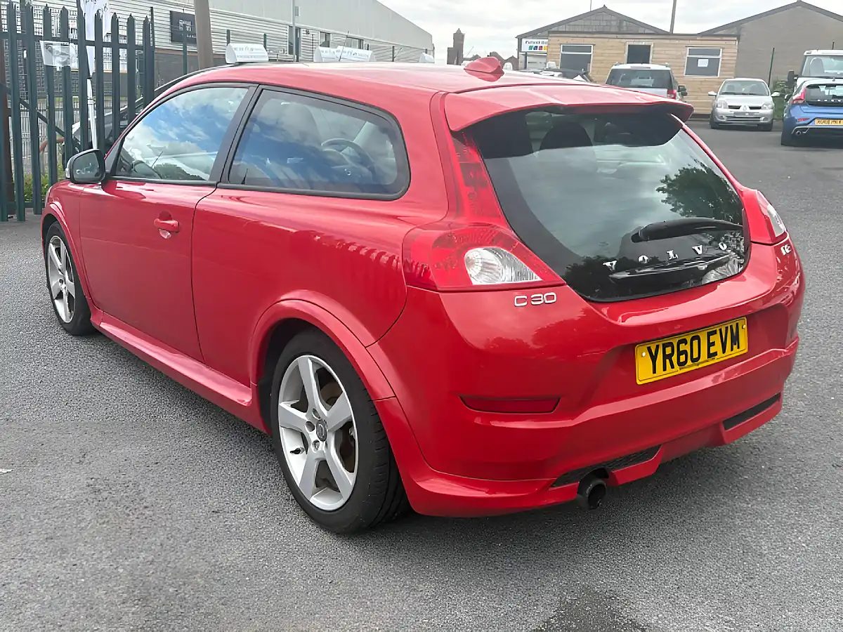 Used 2010 Volvo C30 R-Design Red - Interior and Exterior details 5