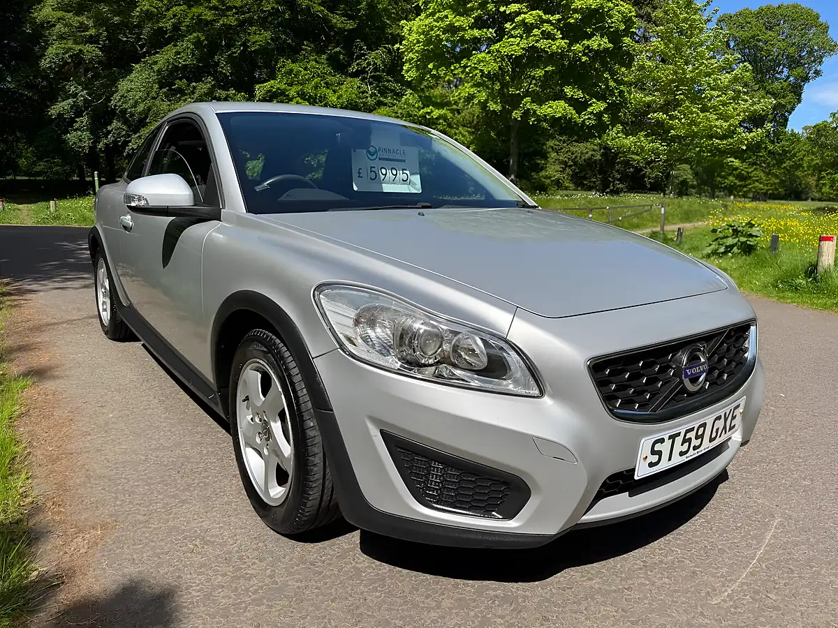 Used 2010 Volvo C30 S Sports Coupe Euro 4 3dr Silver - Interior and Exterior details 11