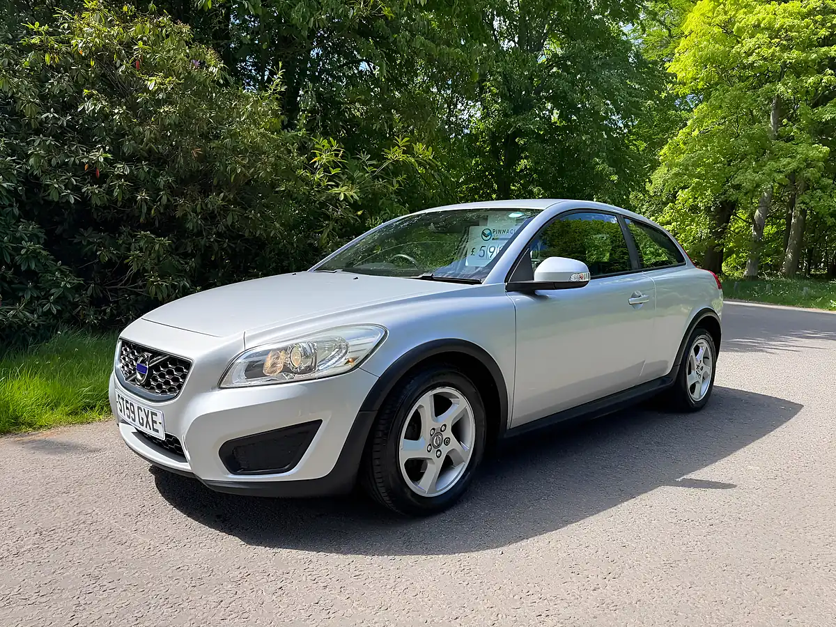 Used 2010 Volvo C30 S Sports Coupe Euro 4 3dr Silver - Interior and Exterior details 12