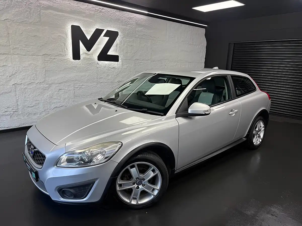 Used 2010 Volvo C30 Se Silver - Front View