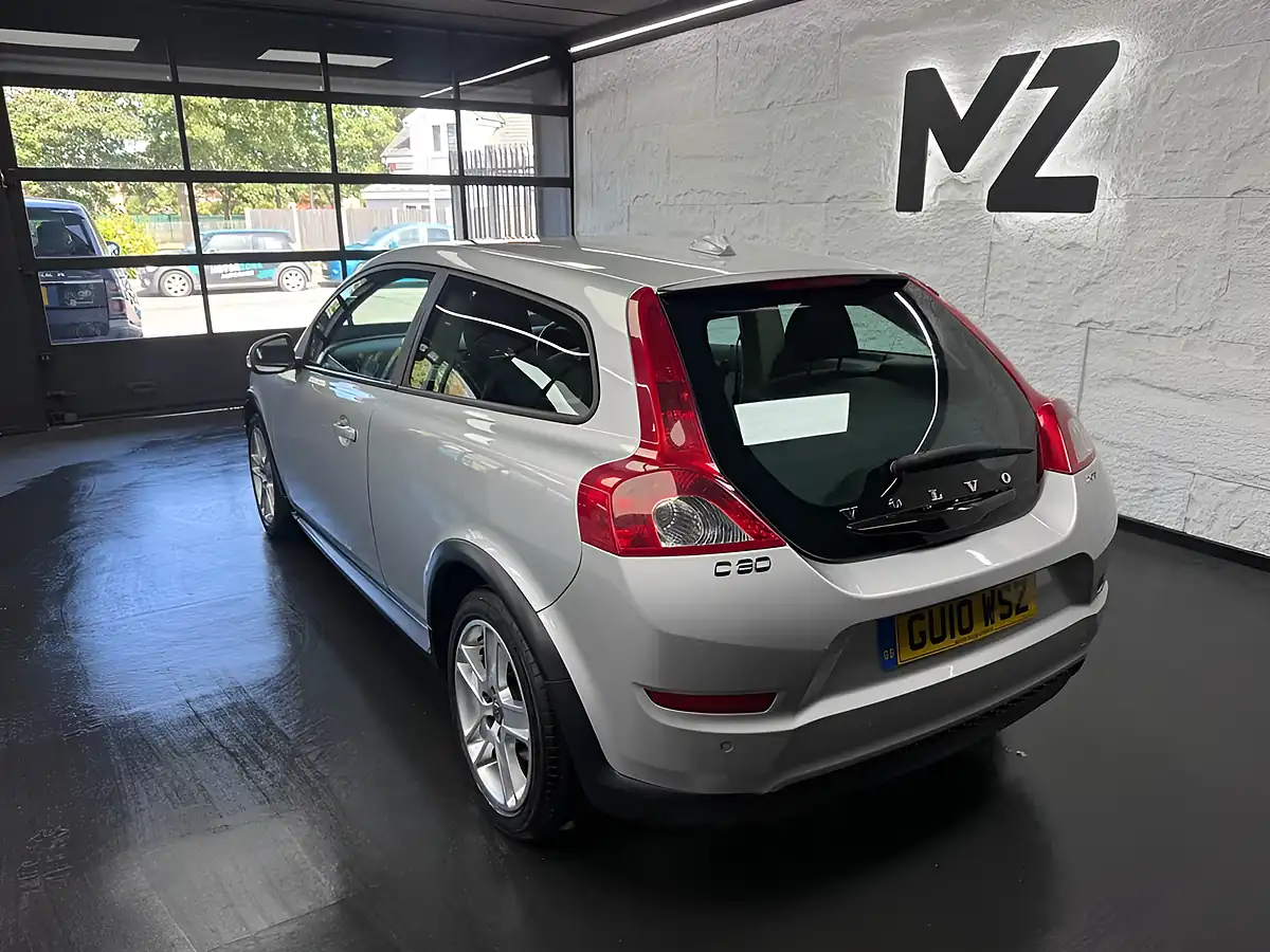 Used 2010 Volvo C30 Se Silver - Interior and Exterior details 12