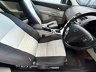 Used 2010 Volvo C30 Se Silver - Interior and Exterior details 15