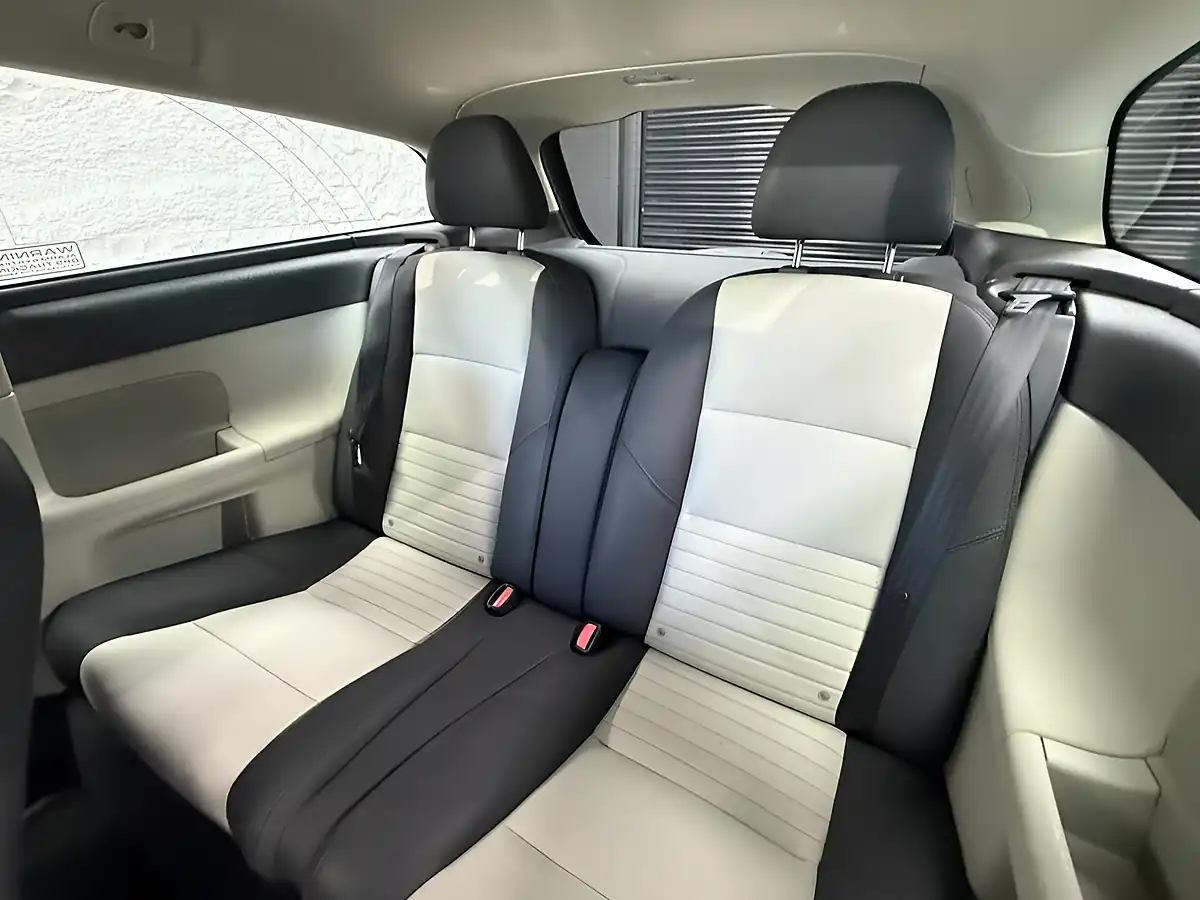 Used 2010 Volvo C30 Se Silver - Interior and Exterior details 5